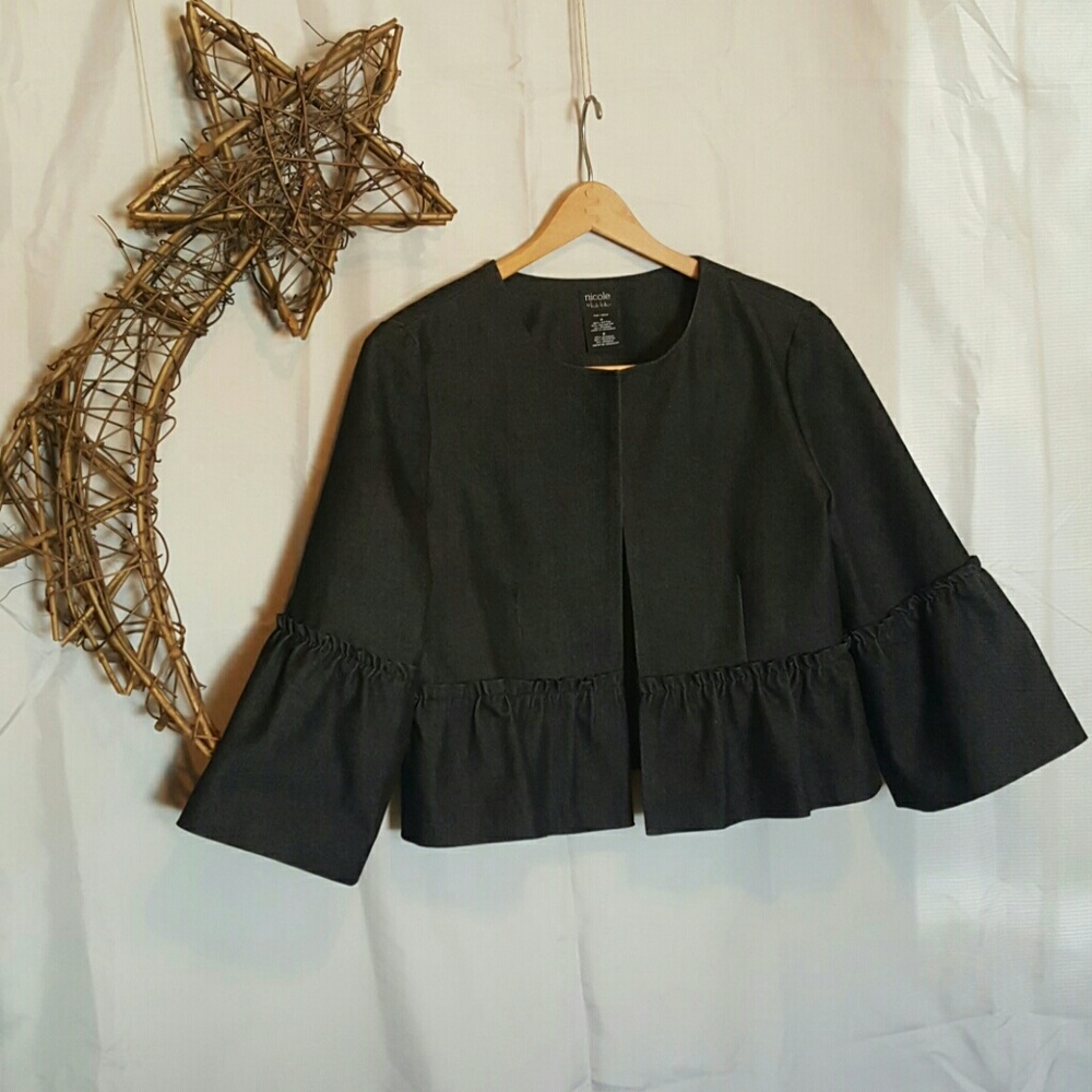 Nicole Miller Flare Sleeve Jean Jacket 8 NWOT